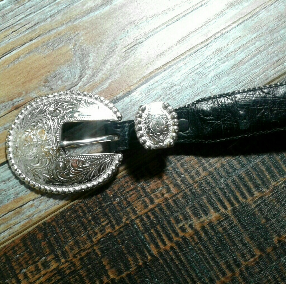 Tony Lama black ostrich western excellent cond